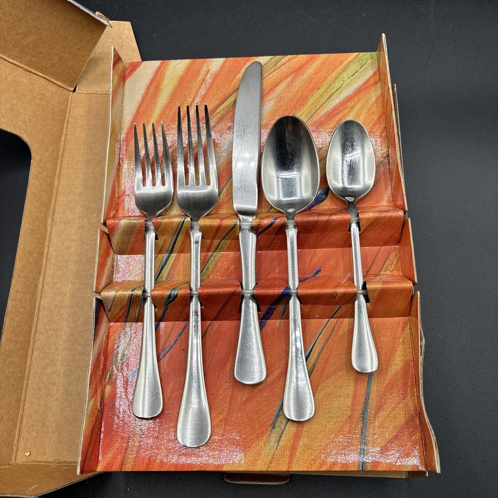 Dansk Graves Studio 20pc Wav.E Flatware Set Stainless 18/10 Fork Spoon Knife - Picture 7 of 8